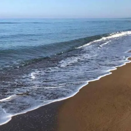 Phyllida - M2 Holiday home